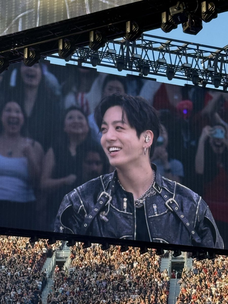 jungkook pics ♥︎ tweet media
