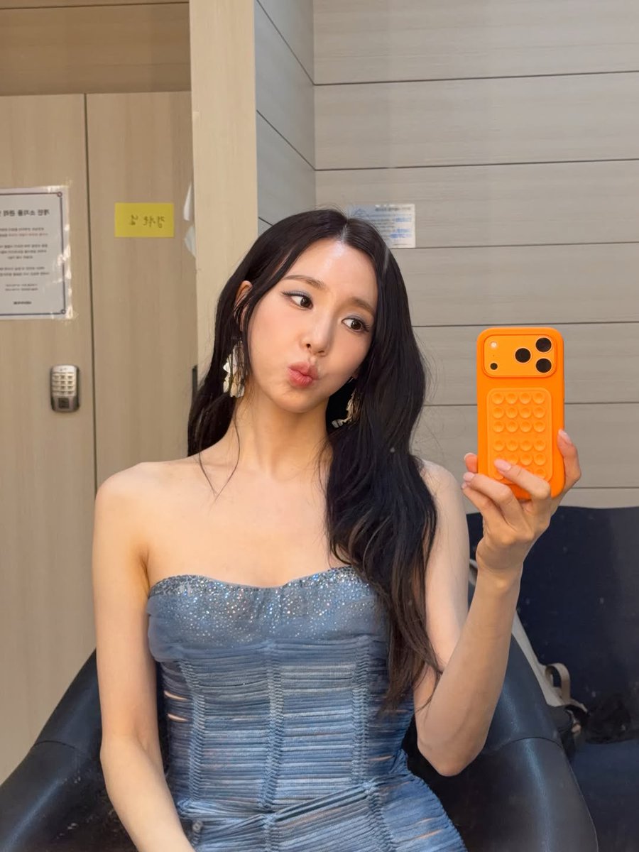 Tiffany Young # Projects tweet media