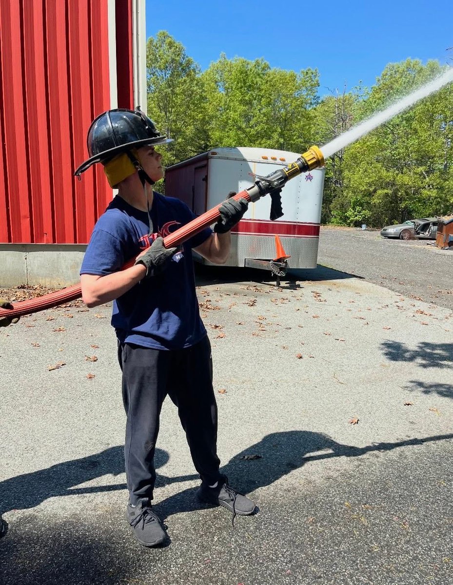 ChelmsfordFb's tweet photo. Junior Job Shadow Day gave Colin Clark a firsthand look at life with the Chelmsford Fire Department 🚒
Opportunities like this help our students discover passions and future career paths beyond the classroom.
#ChelmsfordPride #SmartCats https://t.co/ihqp4BPMvi