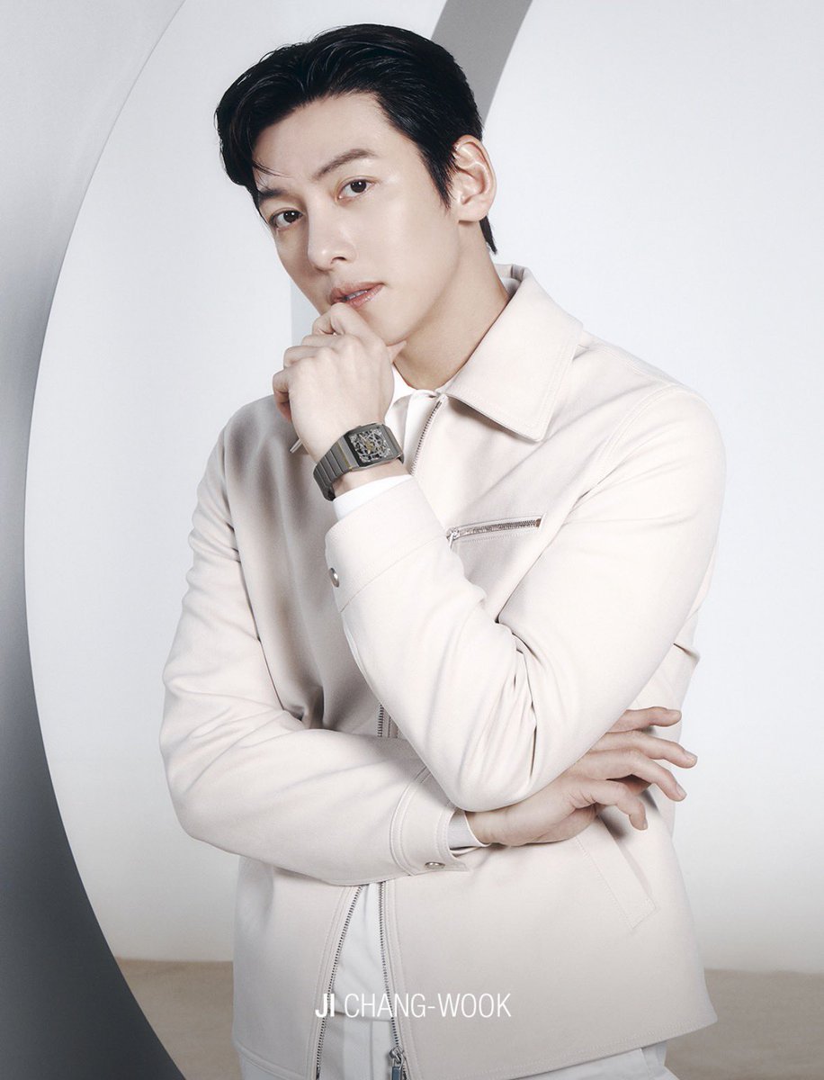 jichangwook020's tweet photo. rado 존재감은 설명하지 않아도 느껴집니다.
지창욱 Rado Anatom Automatic Skeleton.
눈길을 멈추게 하는 강렬한 만남.
Presence is not worn. It is felt.
Ji Chang-wook paired with the Rado Anatom Automatic Skeleton, a meeting of two forces that never goes unnoticed.
#Rado #RadoAnatom #RadoxJiChangWook
#MasterOfMaterials #Feelit