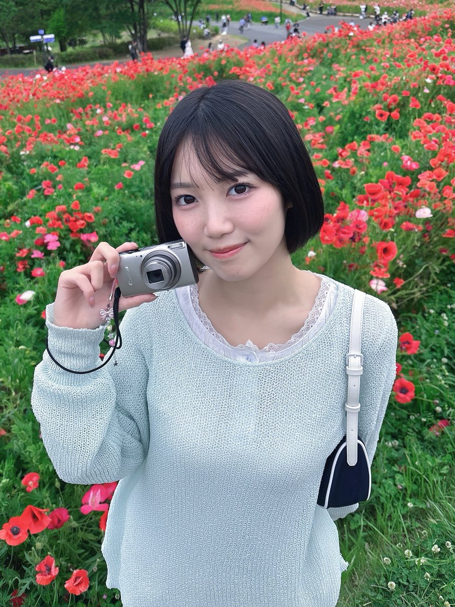 琴里ここ tweet media