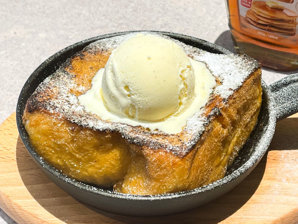 aiharasiosiosio's tweet photo. 今日のお昼ご飯シリーズ二日目は
オムライスとフレンチトースト https://t.co/woBjdcLISO