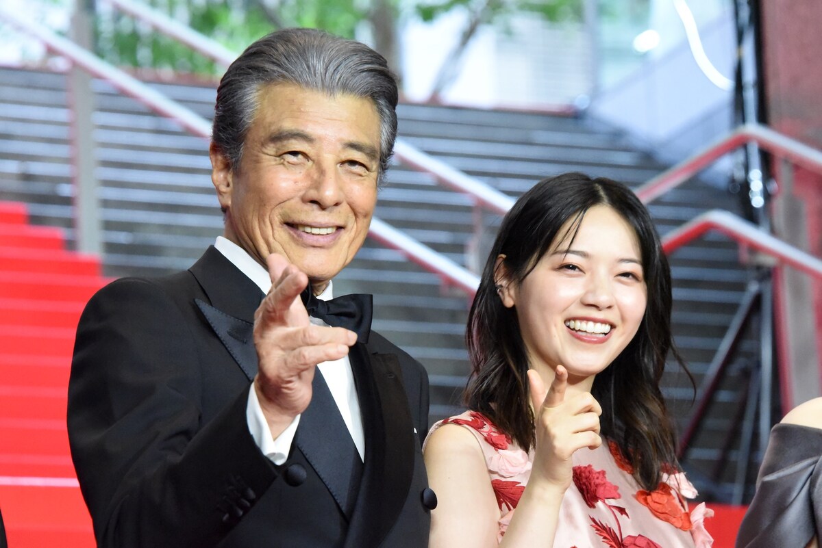 免許返納!?」西野七瀬、舘ひろしとの再共演を喜ぶ「新たな一面を