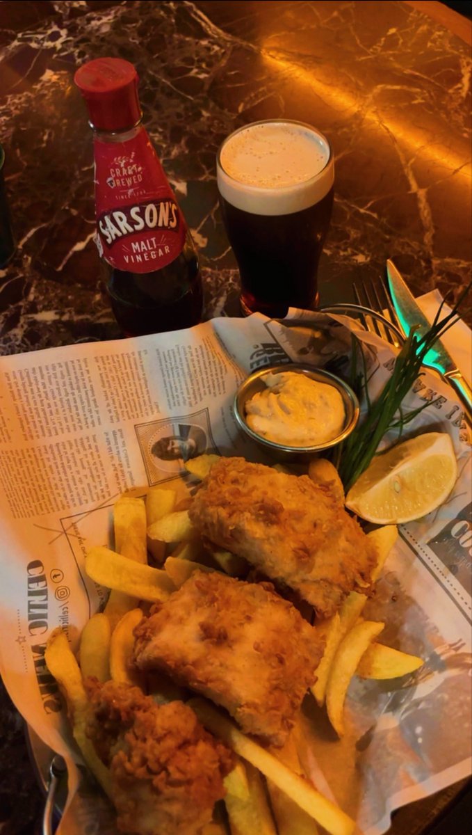 traderzd13's tweet photo. @avfcbreaking Pints are pouring 🍀 https://t.co/4O6ntse5dM