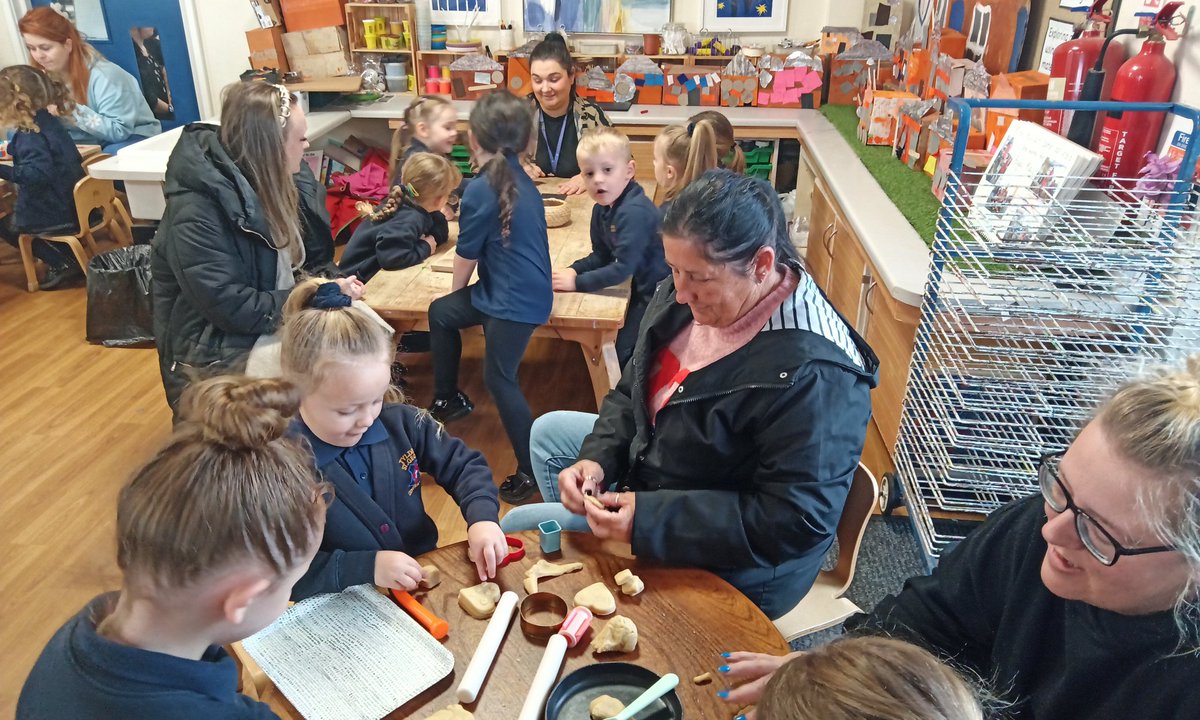 MrsDSGC's tweet photo. Thank you to our families who came to Stay and Play with Nursery. The children enjoyed sharing their learning with you. @MrGSGC https://t.co/Sj9AvTFuPC