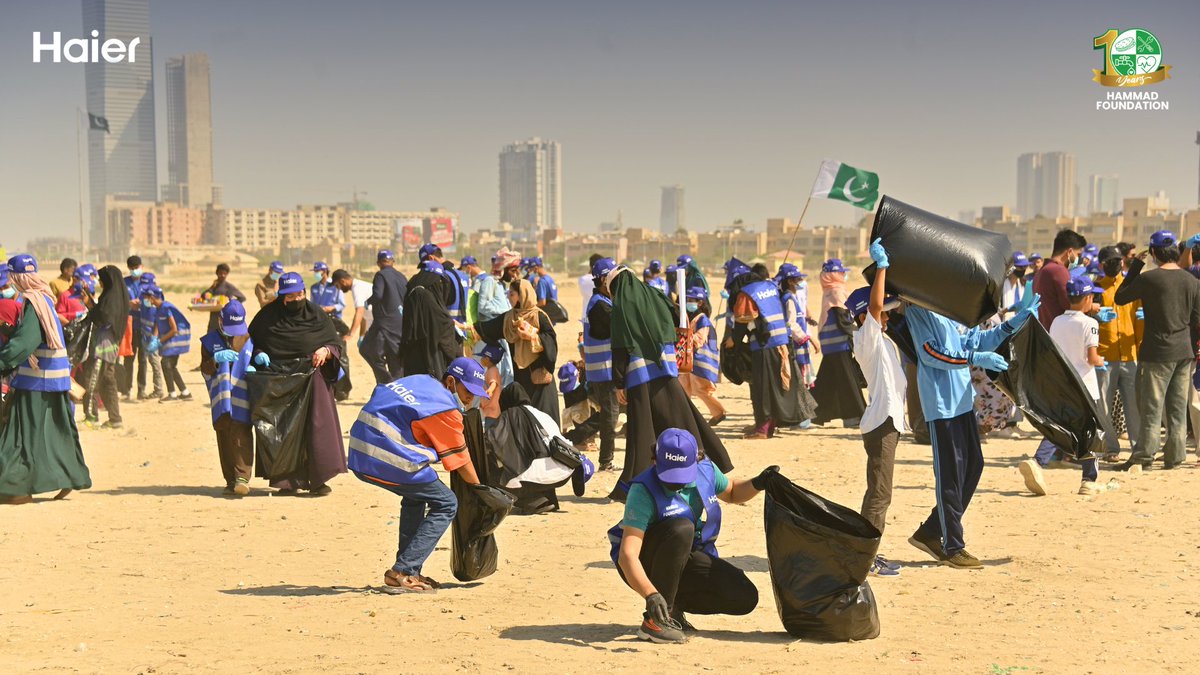hammadfound's tweet photo. Beach Cleanup by @hammadfound in collaboration with @HaierPakistan 

Plan Your CSR Event With HF
📧 media@hammadfoundation.com 
📧 hammadfoundation2015@gmail.com
📞 0331 1110871 UAN

#worldenvironmentday #beachcleanup #hammadfoundation #haier

#hath_mai_hath_do_hammad_ka_sath_do https://t.co/G8mXNcBrC0