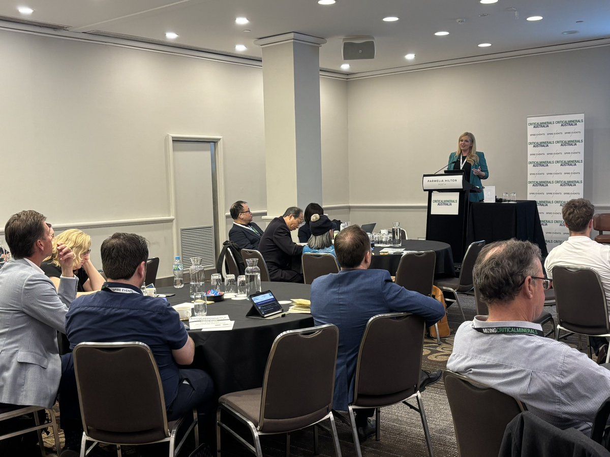 EnergyMiningCM's tweet photo. Sarah Clarke Acting CEO of Andromeda Metals sharing updates on Andromeda at Critical Minerals Australia Conference &amp; Exhibition in Perth WA 🇦🇺 https://t.co/tLtoDzDfwJ