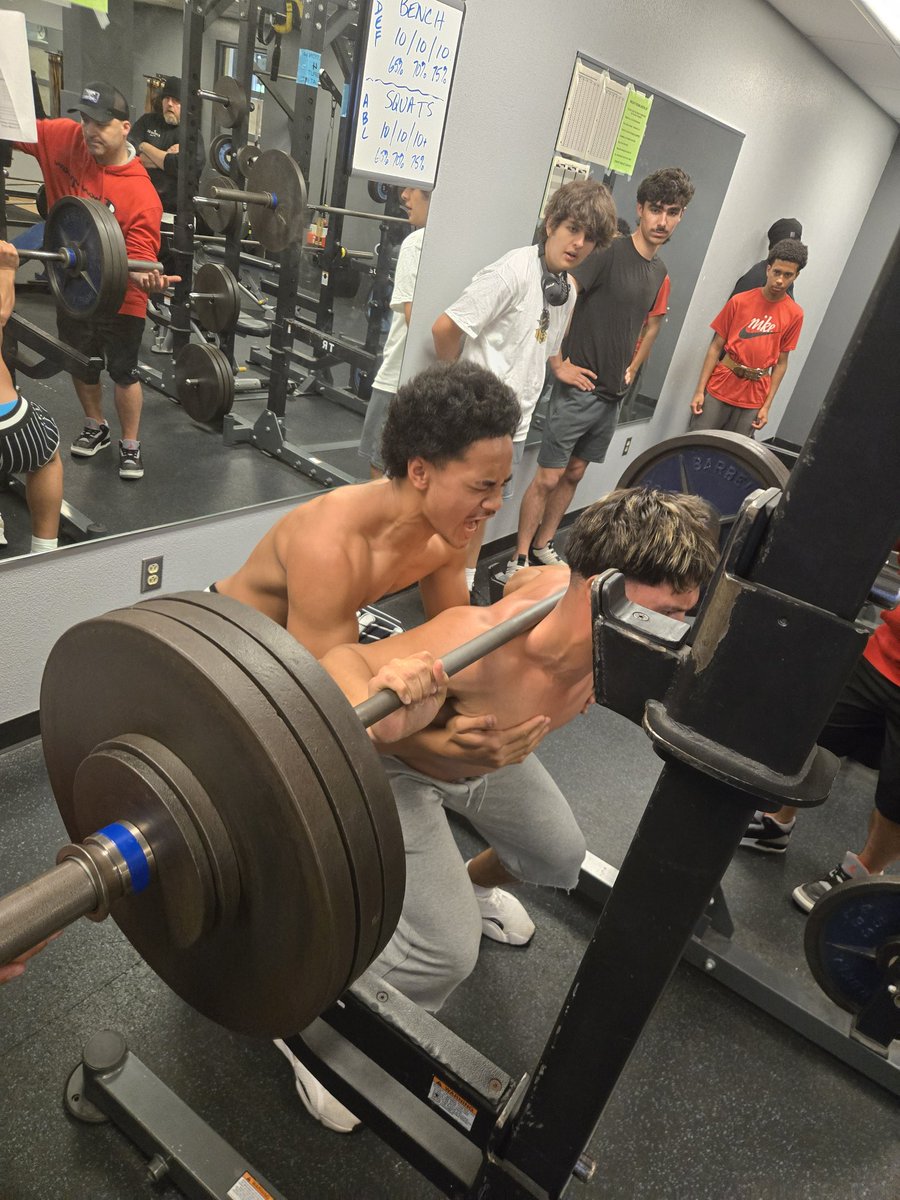 HighRogers76644's tweet photo. The Rogers Football Players have been putting some hard work.  A culture change is under way! https://t.co/jZ2qnItzND