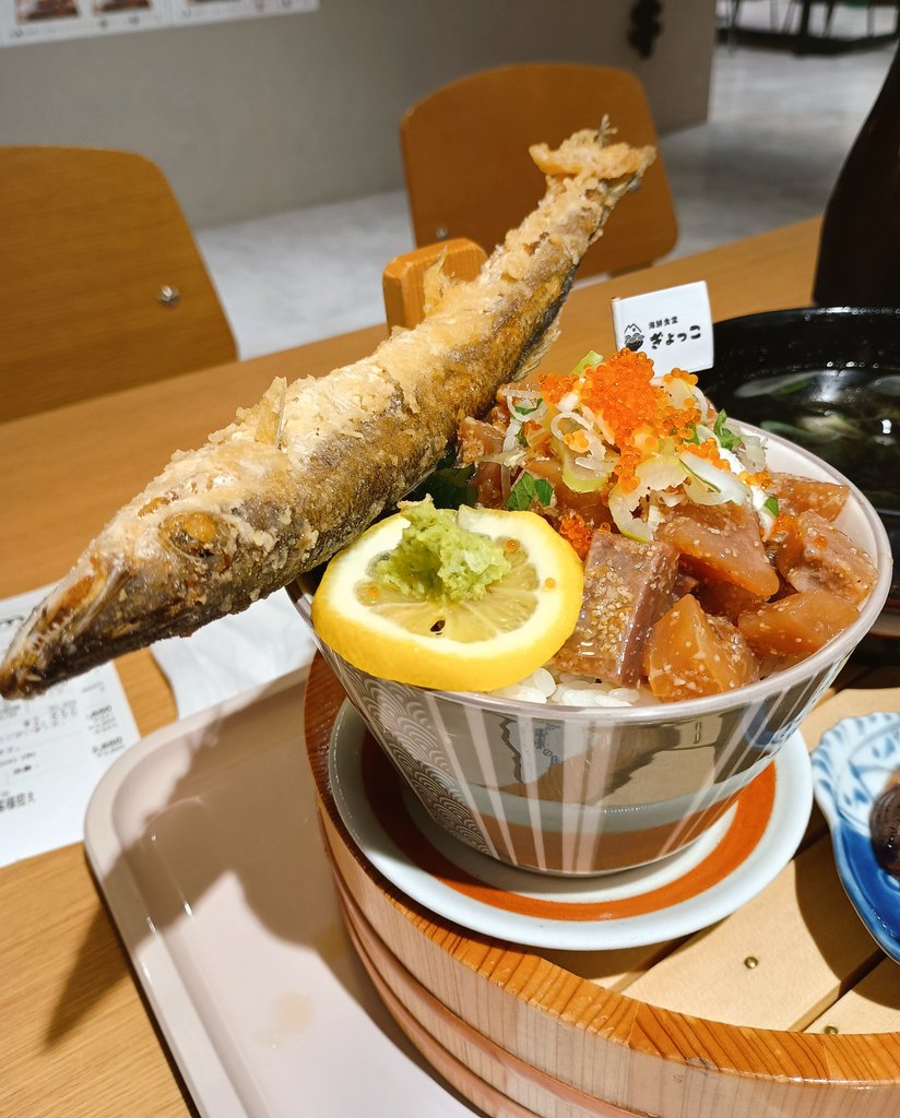yoruko_spr2's tweet photo. 富山ごはん🐟️🍰 https://t.co/RjsRDPUQSm