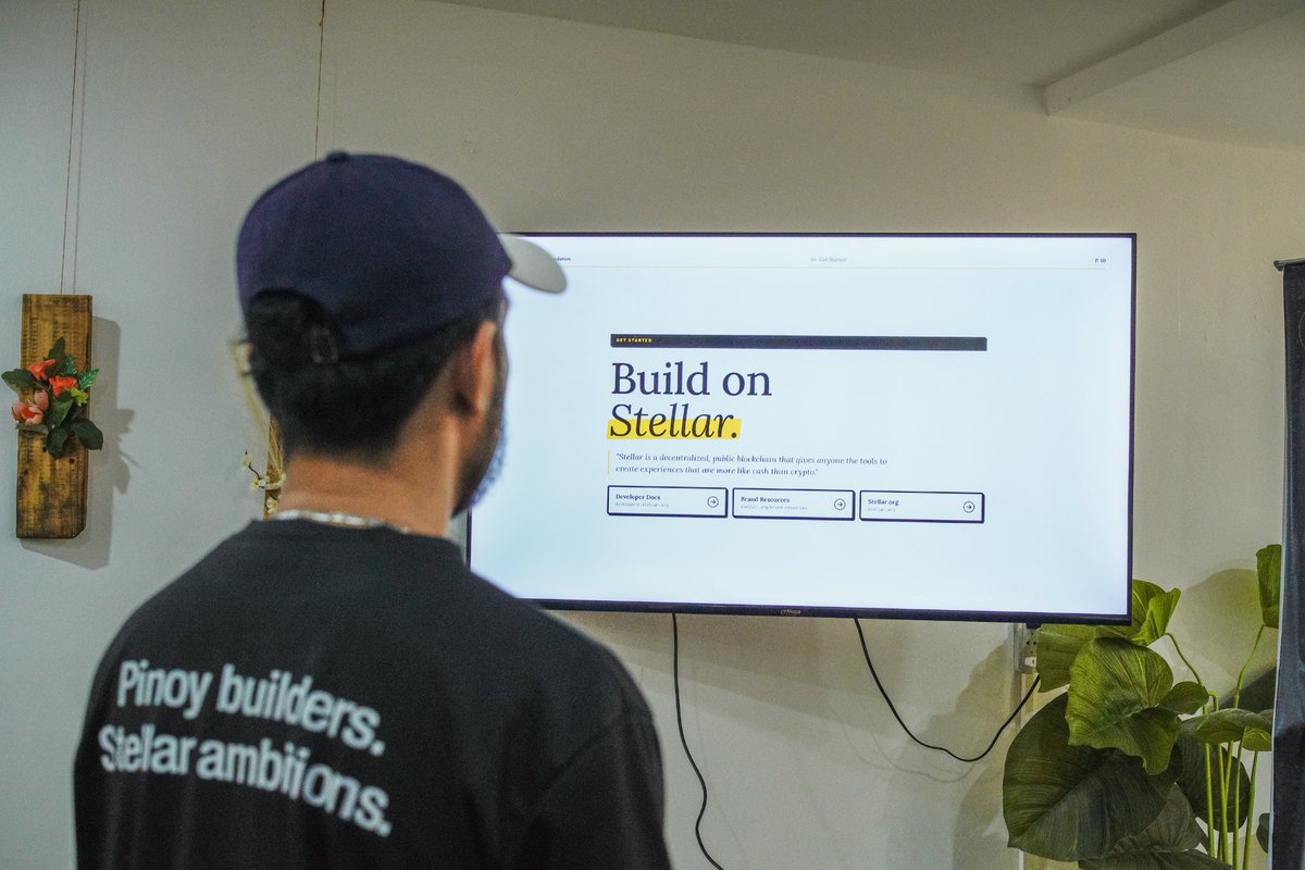 StellarX tweet media