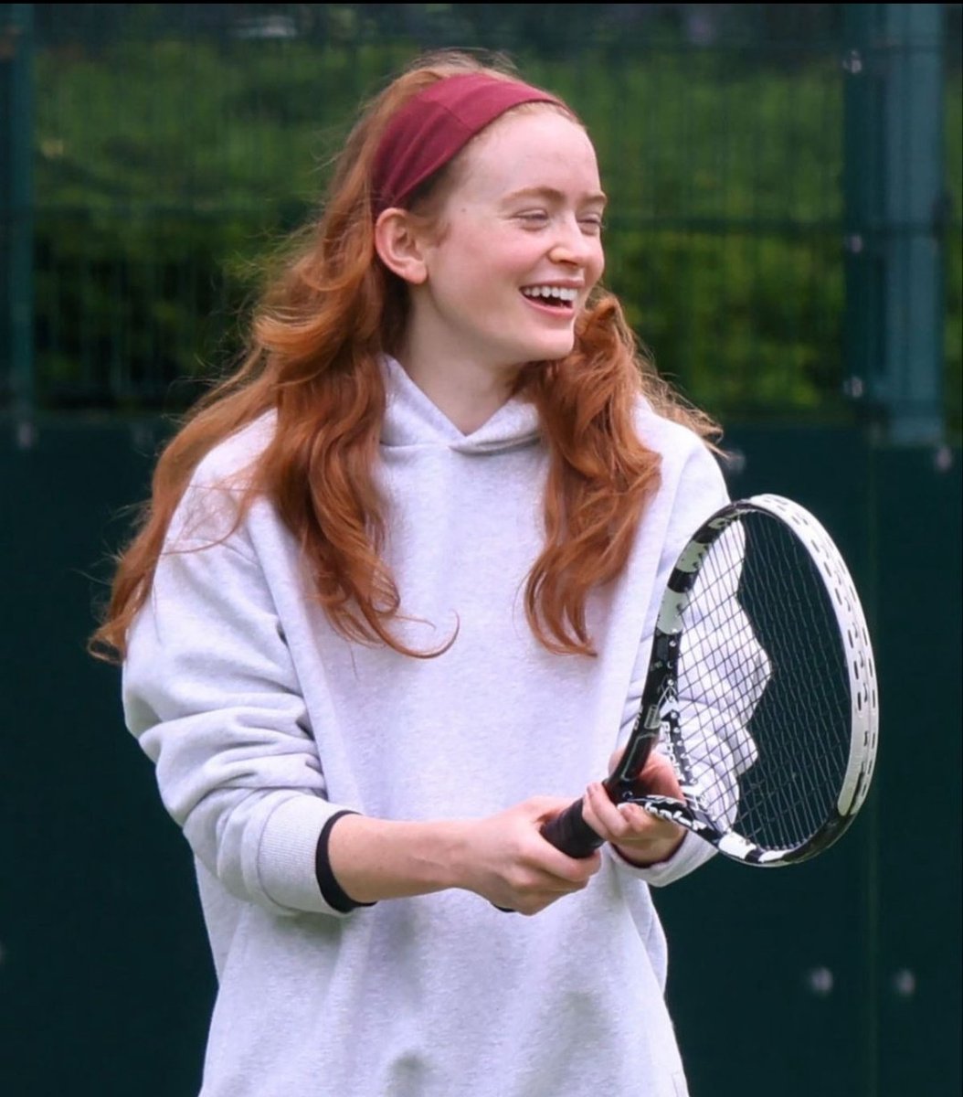 Sadie Sink Updates tweet media