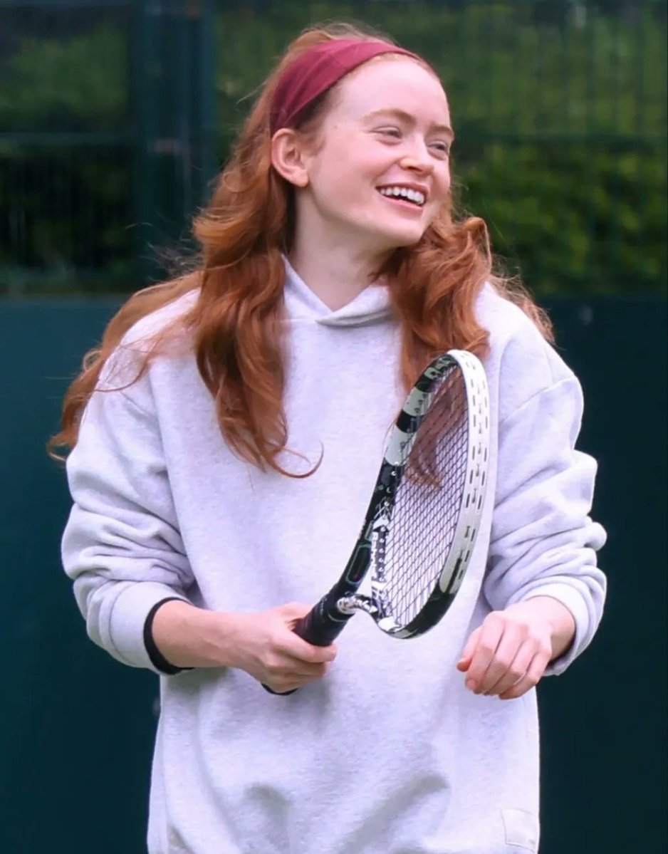 Sadie Sink Updates tweet media