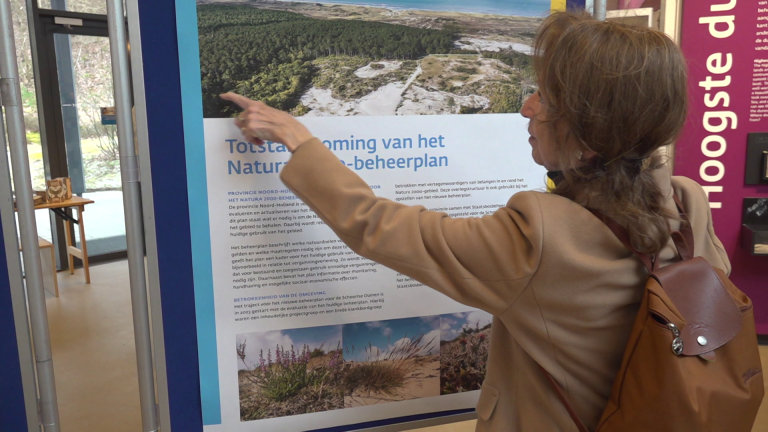 streekstad's tweet photo. Duinstichting fel over Natura 2000-plan: “Mensen hebben totaal niet door wat hier gebeurt”: De strijd over de toekomst van de Schoorlse dennenbossen laait opnieuw op. De Duinstichting uit stevige kritiek op de provincie Noord-Holland en het college van… https://t.co/Q2rXYaMuSH https://t.co/xJvmjQYMzg