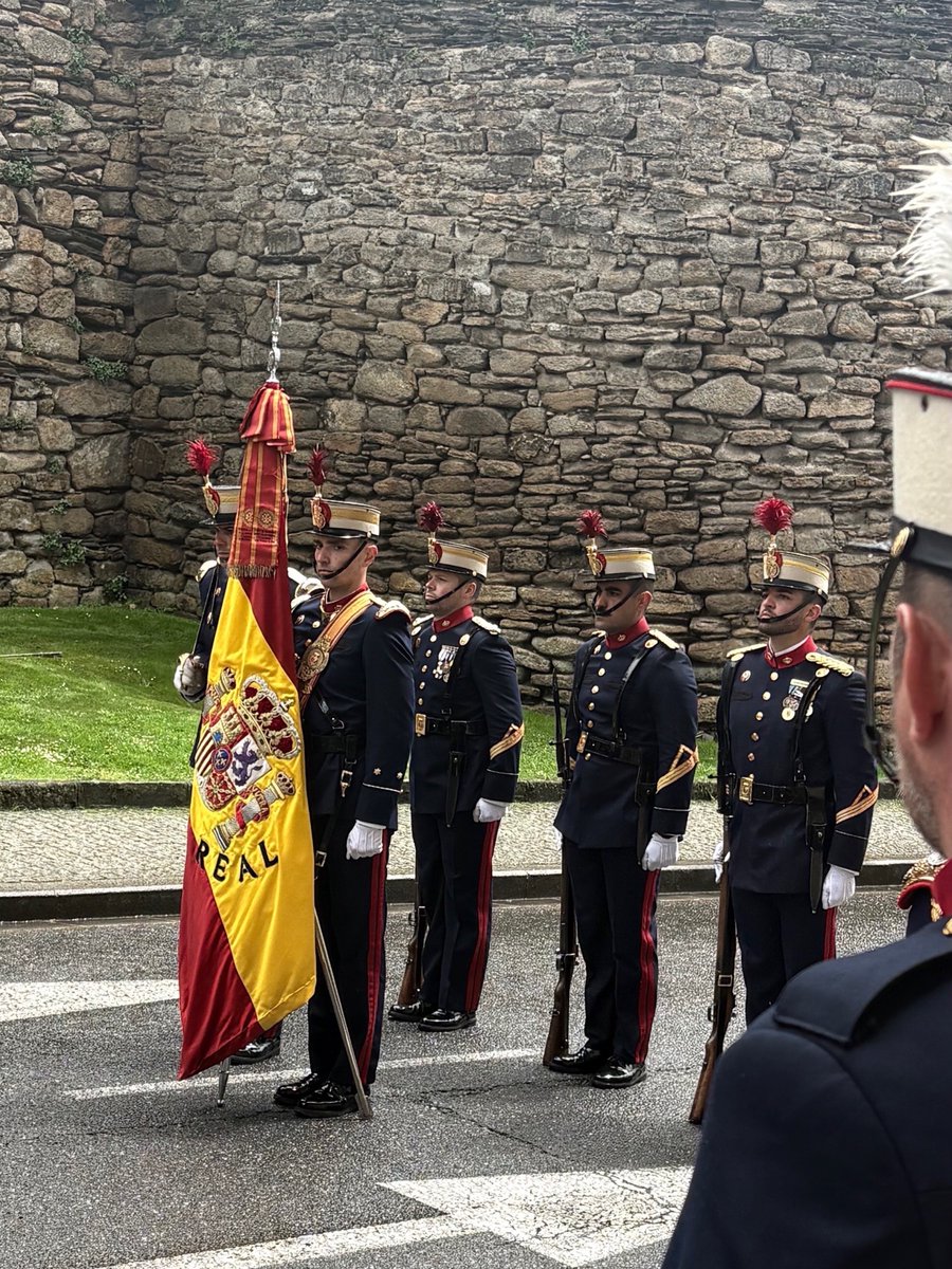 Guardia Real tweet media
