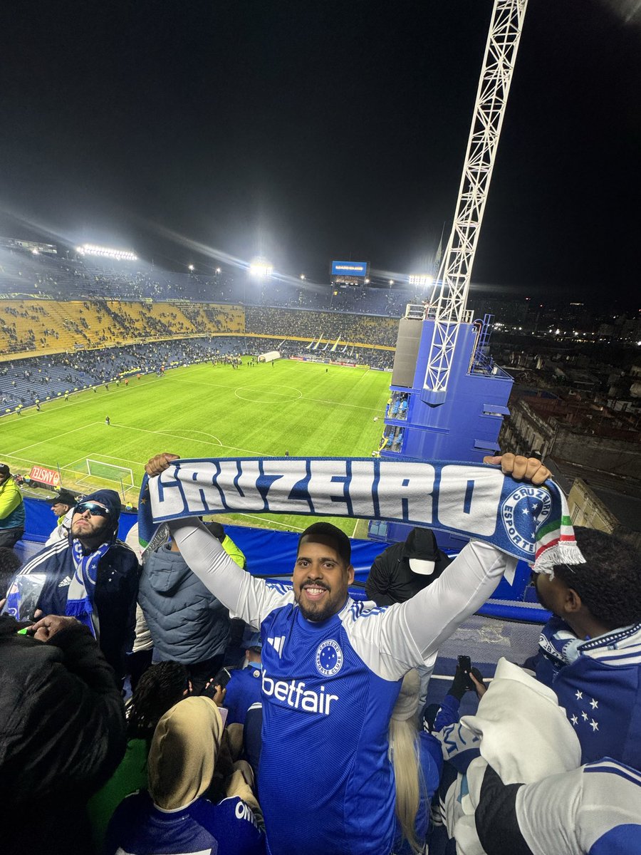 Kesleii's tweet photo. Belo evento! Dale Cruzeiro 💙🦊 https://t.co/XXtPrzGqNK