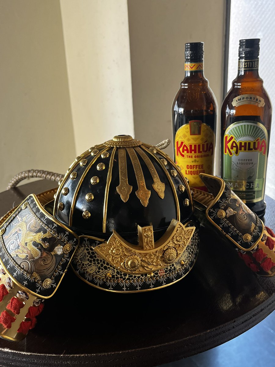 TokyoSamuraiBar's tweet photo. Stop by and have a Kahlua Milk or the more rare Matcha Kahlua Milk.
@Kahlua #asakusa #tokyo #divebar #tokyobar #asakusabar https://t.co/0JtkDmlTnS