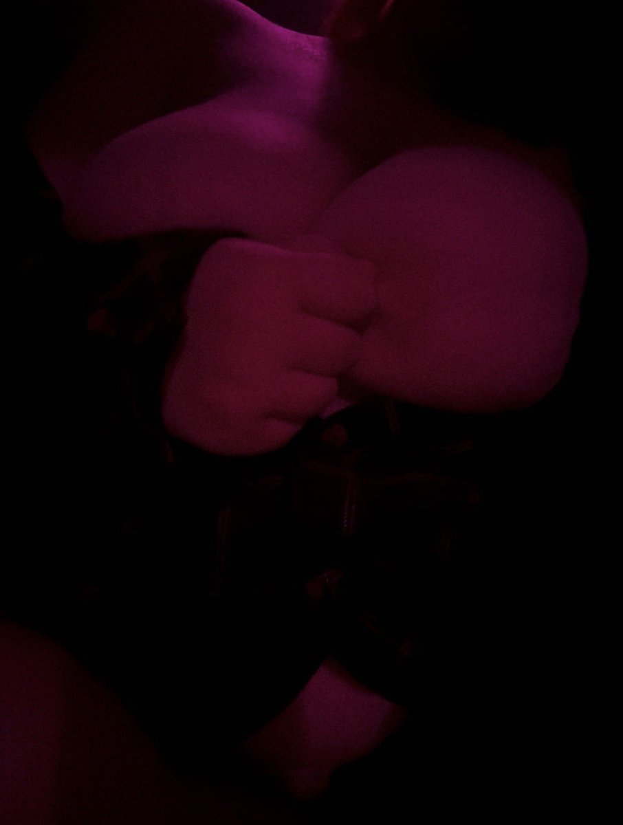 adelenugget's tweet photo. ⋆✮ adele ˙⋆✮
not new to nsfw twt
•21 
•she/her
•bisexual
˙⋆✮ ↺ + ♡ for moots ˙⋆✮
#nsfwtwt #nsfwtwtًً  #horny #sellingcontent #hornytwt https://t.co/ZaPC6koP3p
