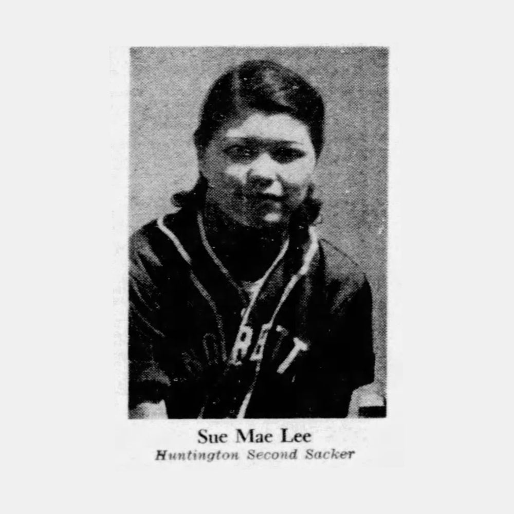 ShesUpNext's tweet photo. During #AANHPIHeritageMonth, we remember Chinese-American ballplayer Sue Mae Lee of the Huntington Manorettes in the integrated NY-based American Girls Baseball Conference (1945–1954).

Newspapers said Lee “hits a long ball and seldom strikes out.” ⚾ #baseball #womensbaseball https://t.co/W2ECPyBIrI