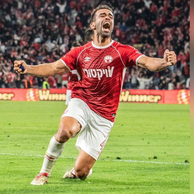 yanivnew's tweet photo. הכל זה אתה!
כמה מגיע למיגל להיות זה שקובר את הכדור שחותם רשמית את האליפות הזאת https://t.co/i9EspHv2rz