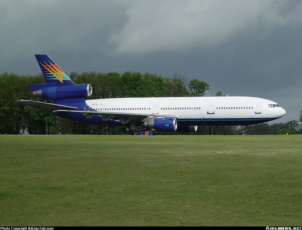 n194at's tweet photo. Ryan International Airlines
Douglas DC-10-10 N571RY
EGBP Kemble Airfield
May 6, 2003
Photo credit Adrian Falconer
#AvGeek #Airline #Aviation #AvGeeks 
#Douglas #DC10 #Kemble #RyanInternational 🇺🇸 https://t.co/4K8Rxfmjr7