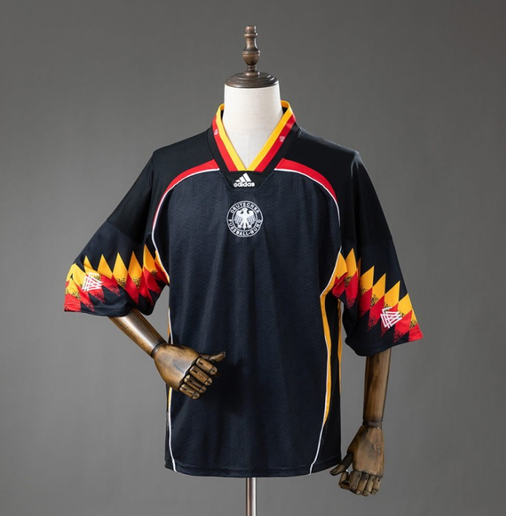 fuballezco's tweet photo. 🔥 Deutschland Trikot-Vibes: Klassiker, Retro & Concept Styles. Welches ist dein Favorit?
👇👇Klicken Sie hier, um weitere Stile zu sehen.
https://t.co/NMCdJzysws
#GermanyKit #DieAdler #DFBTeam #FootballJerseys #RetroFootball #DeutschlandFussball #FootballFashion https://t.co/Eorfu5Ipj7