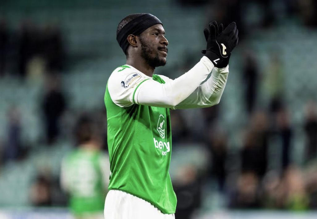 Record_Sport's tweet photo. 𝗧𝗿𝗮𝗻𝘀𝗳𝗲𝗿 𝗻𝗲𝘄𝘀 𝗟𝗜𝗩𝗘 🤝

Elie Youan reveals he has been trying leave Hibs for TWO YEARS

⬇️⬇️⬇️

https://t.co/vwpNG1zGaH https://t.co/aC41z5CySP