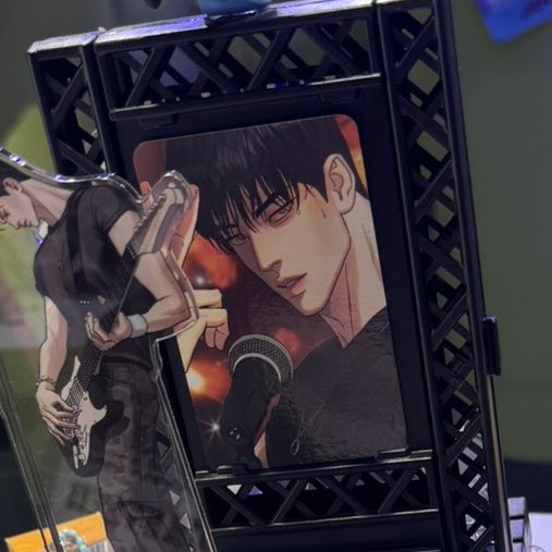 อุมอุม 움움 🎸✨ tweet media