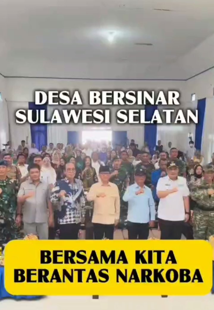 asepmly's tweet photo. Kunjungan Menteri Desa ke Desa Sudirman, Tanralili, Maros untuk melihat Program Desa Bersinar (Bersih Narkoba) dan melihat potensi ekonomi yg dikembangkan BUMDesa Dinari.
@YandriSusanto
@ARizaPatria
@MensetnegRI
#KementerianDesaPDT
#BPSDMKementerianDesaPDT https://t.co/el4UM2yMMN