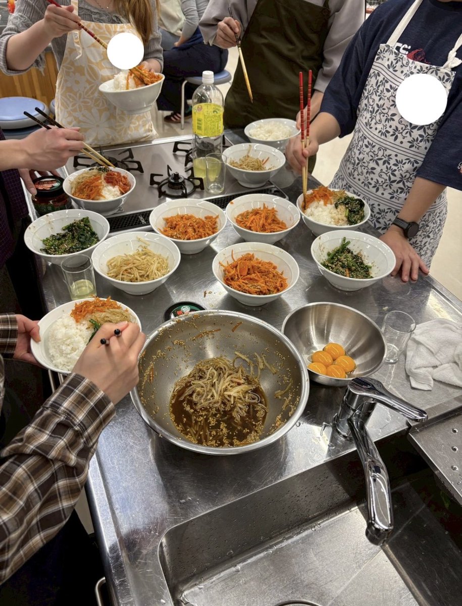 tumsatcooking's tweet photo. âïžéåœæçäŒç»ð°ð·
第9åæ°æã§ã¯ããã³ã䞌ããŠãã±ãžã£ã³ãã€ã³ãã§ã ããã³ããªã¬ãªããŒãºã±ãŒããäœããŸããïŒèŸããçããæ¥œããããæºè¶³æãã£ã·ãã®ã¡ãã¥ãŒã§ããâš
ä»åã§æ°æã¯æåŸãšãªããŸããïŒåå ããŠãã ãã£ãæ°å
¥çã®çããããããšãããããŸããð
#tumsat
#tumsatcooking https://t.co/12Zq0h9Hw6