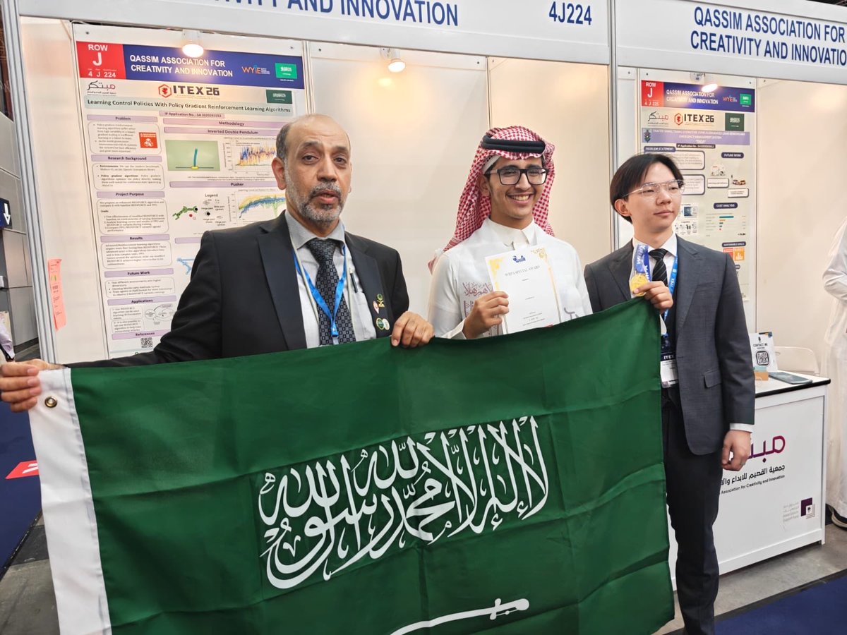 Qsci1975's tweet photo. 4 جوائز خاصة
 يحققها أبطال #جمعية_القصيم_للإبداع_والابتكار 
ضمن المعرض الدولي للابتكار والاختراع والتقنية #ITEX2026 
#آيتكس 
🇸🇦🇸🇦
جائزتين خاصة من WIIPA

صالح النصار 🎖️📃
فجر السويل 🎖️📃
الجمعية العالمية للإختراعات والملكية الفكرية بتايوان
🇸🇦🇸🇦

جائزتين خاصة من NRCT
National Research Council of Thailand
حسام الطريسي 🎖️📃
رويم الخربوش 🎖️📃
 المجلس الوطني للبحوث بتايلند

ألف مبرووك لأبنائنا المبتكرين بـ #جمعية_مبتكر تشريفهم الوطن 🇸🇦🇸🇦