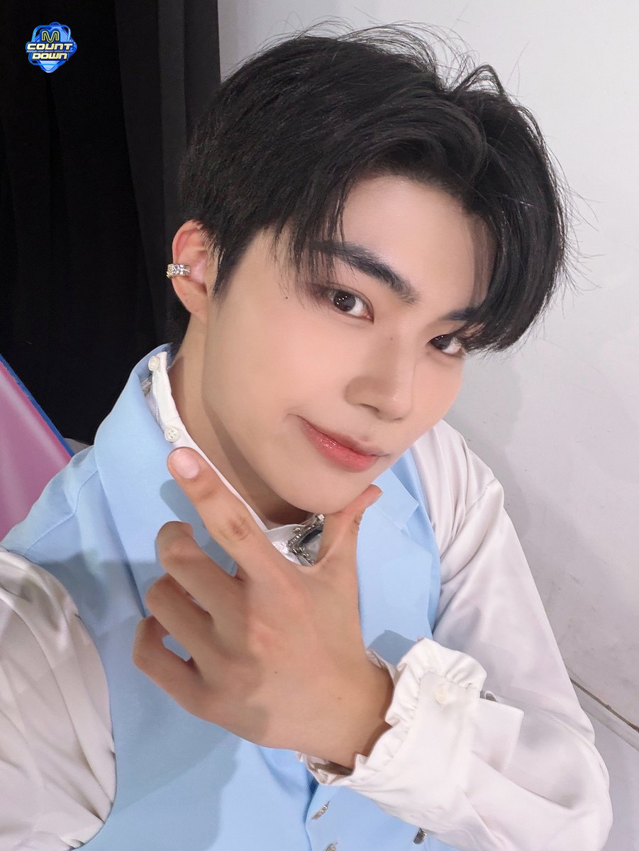 M COUNTDOWN tweet media