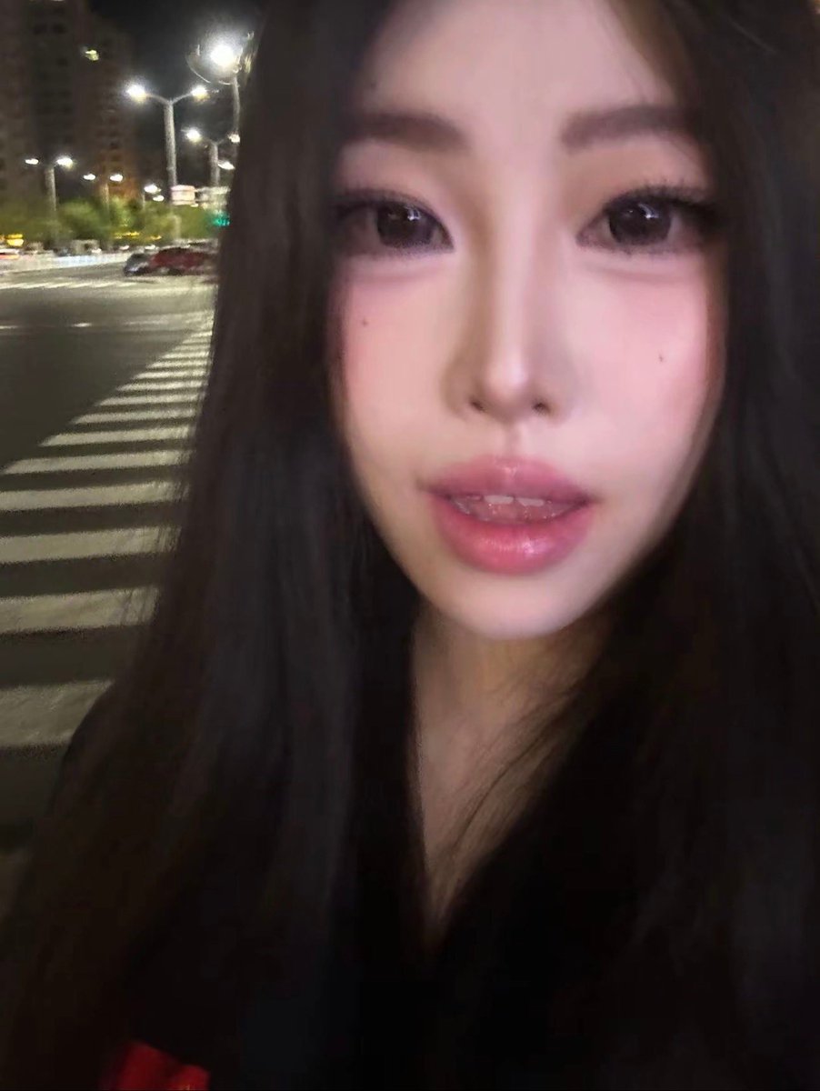 午夜 tweet media