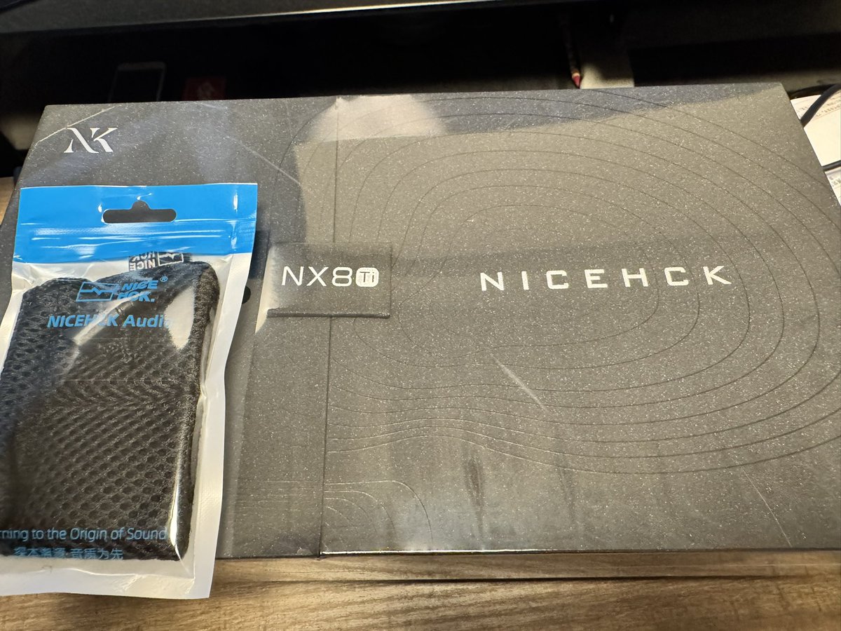 tiba0909's tweet photo. NX8Ti届いてた！
サクッと聴いた感じ解像度とっても良き https://t.co/9GeogJkLNG