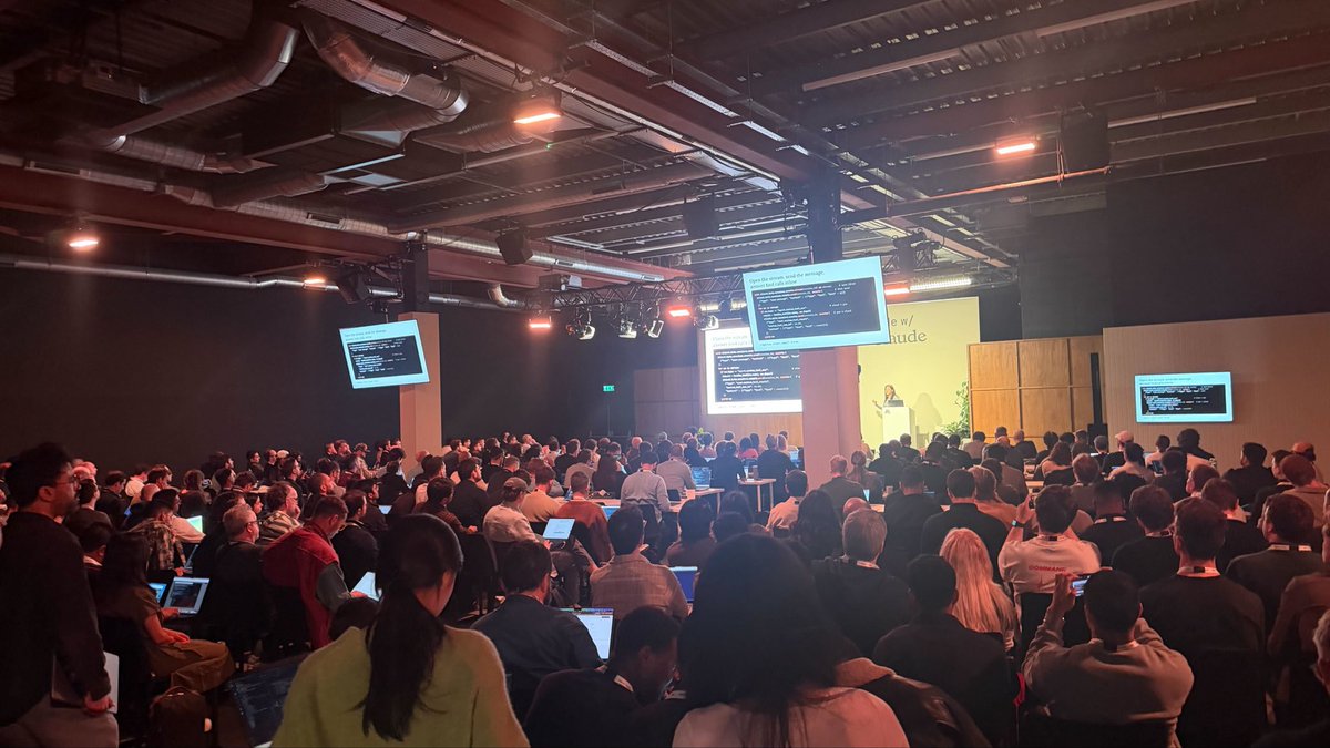 Angela Jiang tweet media
