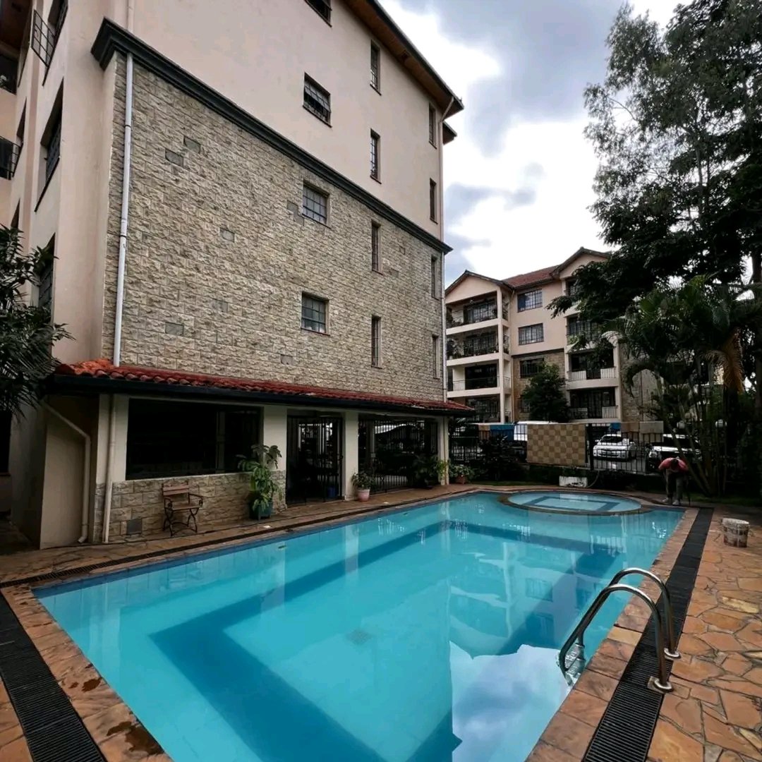 HodankaHomes's tweet photo. Kileleshwa | 3 Bedroom Apartment To Let
Rent: KES 90K inclusive service charge. Features wooden floors, spacious lounge &amp; dining, closed kitchen with pantry, master ensuite, pool, kids play area, ample parking &amp; secure low-density living. https://t.co/sYWKegl20r