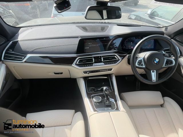 tuminionautos's tweet photo. Confirmed order🥳. 

A beautiful and elegant #bronze #X6 we are bringing for one of our clients. 

Japan to Mombasa Port soon🚢

BMW X6 
2021
46,000 KM
3000cc Diesel
5 Seats
#Sunroof
#Leather
#Harmankardon Sound System

Call us today and order yours.  

#actualizingdreams

📱+254716121416/+254733676185
📧imports@tuminion.net
🌐https://t.co/bAjTBgnXty

#importfromjapan #newstock #imports #carimportske #carimports #cars #cardeals  #importnow #bmwkenya #importbmw #importcooper #kenyaimports #kenyacars #deals #importtokenya #bmw #bestdeals #newshape #newseries #smart #bmw #x6 #lowmileage #budgetcar