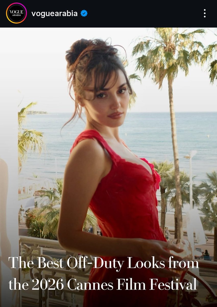 Daily Hande Erçel tweet media