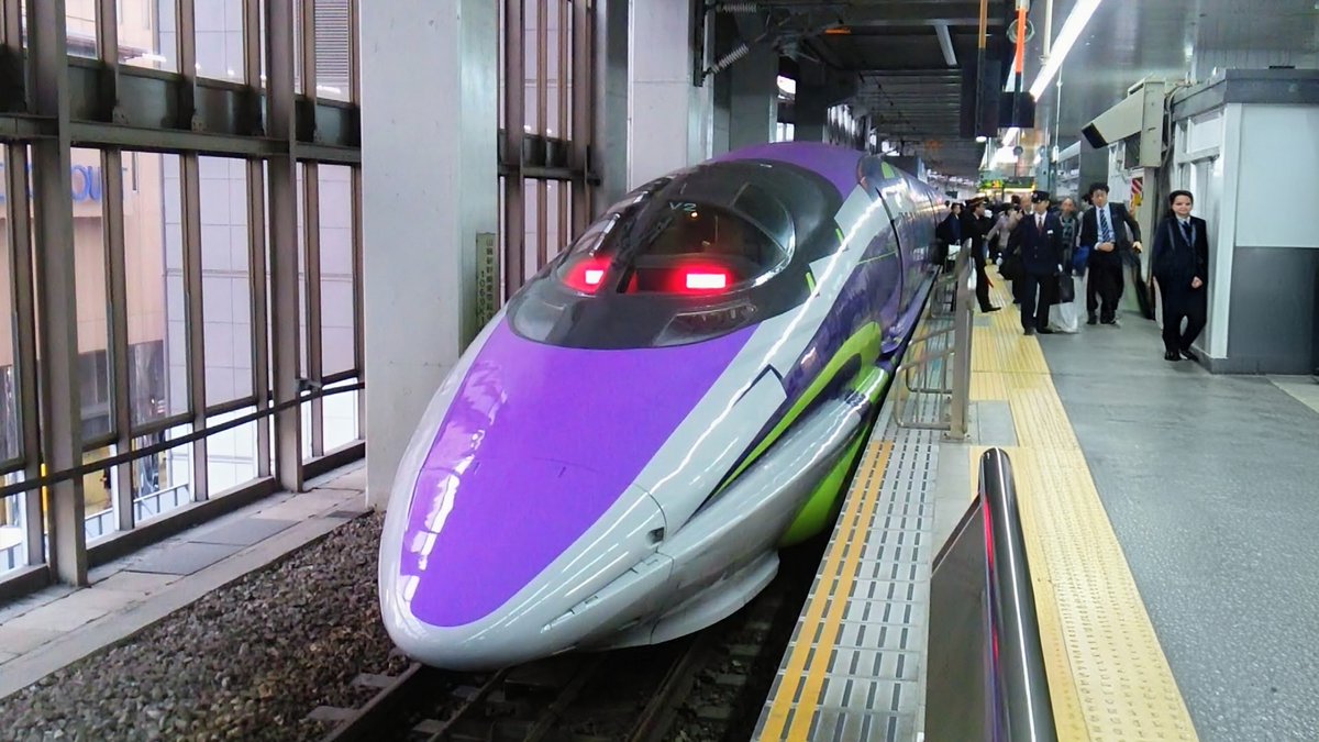 TarouHayabusa39's tweet photo. 500系V2編成の記録】TYPE EVAとハローキティ。見れば見るほど同一車両とは思えない😅#ハローキティ新幹線 #エヴァンゲリオン新幹線 #TYPEEVA #500系V2編成 #思い出のハローキティ新幹線 #山陽新幹線 https://t.co/WPcUKckgoh