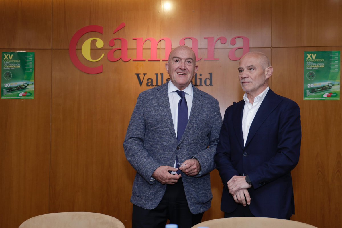 AyuntamientoVLL's tweet photo. ➡️ El alcalde, @JesusJCarnero, ha participado en la inauguración del XV Congreso sobre distribución de gasóleo de Castilla y León. 

📍@cam_valladolid https://t.co/madB6hxx8J