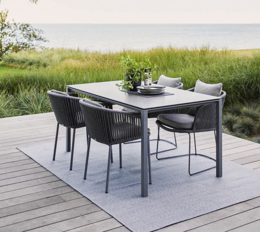 Scossa_Design's tweet photo. Outdoor dining is becoming an extension of the home. The Cane-line Pure table combines durability with a clean, modern look. https://t.co/JE2n79OnB8 

#Scossa #OutdoorDining #CaneLine https://t.co/lRd5ayb1Yp