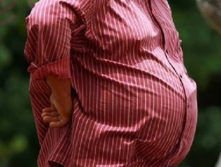 drkasenene's tweet photo. You really shouldn't be having a potbelly in the 21st century.

You can get rid of it.

1.  Sleep more 
2. Quit sugar, soda, beer
3. Fast 14 to 16 hours daily 
4. Commit to daily exercise 
5. Reduce posho, white rice and carb rich foods 

A big belly is a sign of disease not money.
