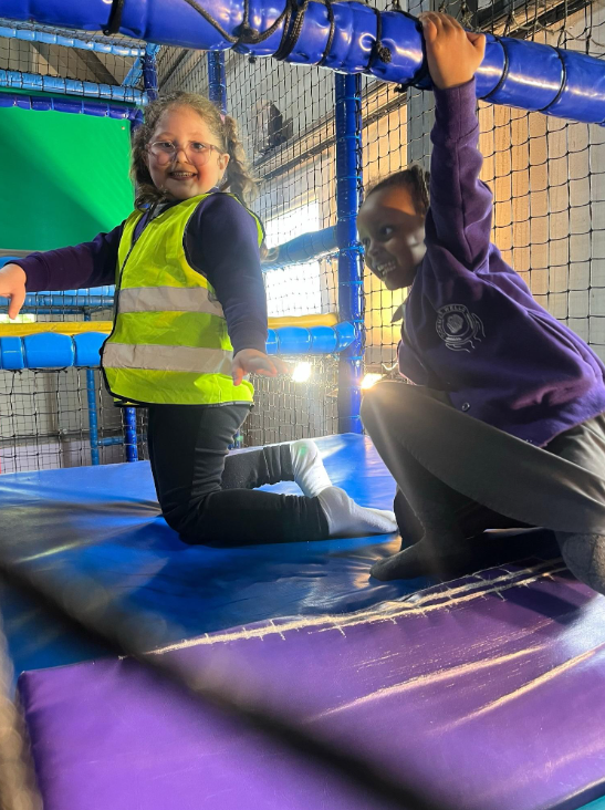 _DWPS_'s tweet photo. Reception had a fantastic time at soft play, smiles all around! https://t.co/3WLDOFtVPe