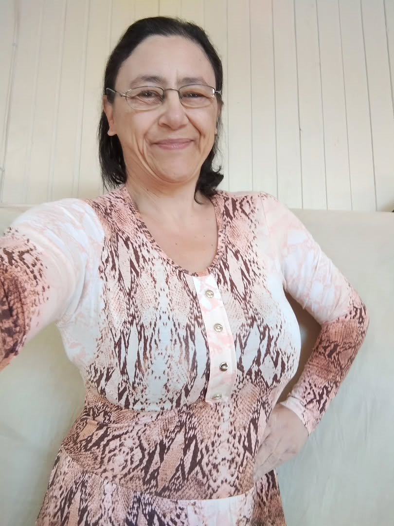 Viviane De Candido tweet media