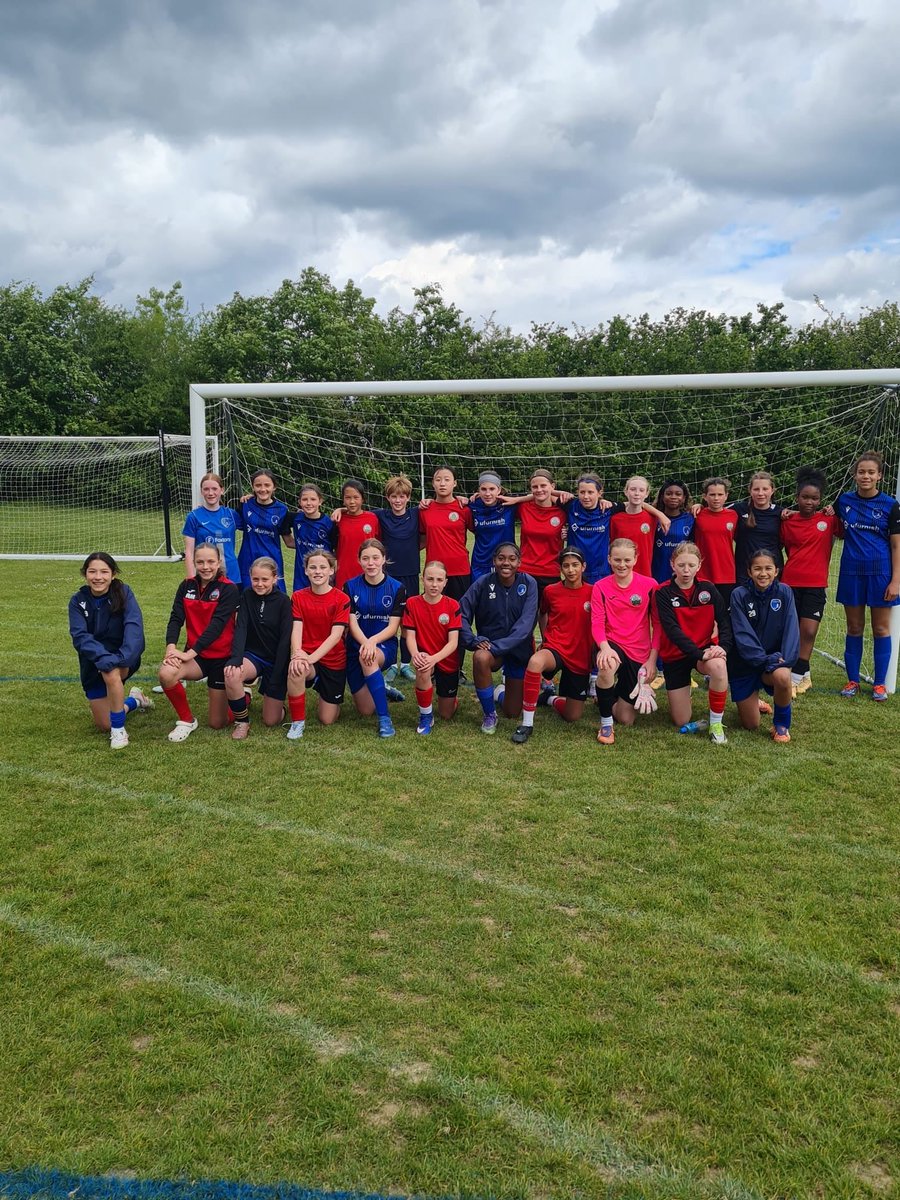 SurreySchoolsfa's tweet photo. Our U12 Girls had their final match of the season against the sensational @vickyparkrfc Girls U12 

We would like to wish our girls the best of luck - they have been an exceptional group. 

Huge thanks to @LingfieldPrep for being a brilliant host 

⭐️ https://t.co/pSFNo5vBWb