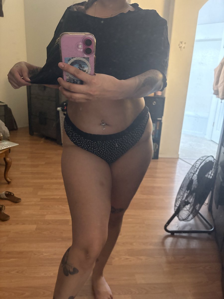 thiccmami98's tweet photo. XOXO 💋 https://t.co/e4Ev16g6BM