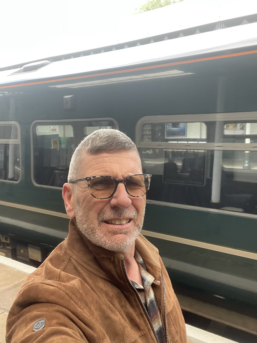 Paul Burnham tweet media