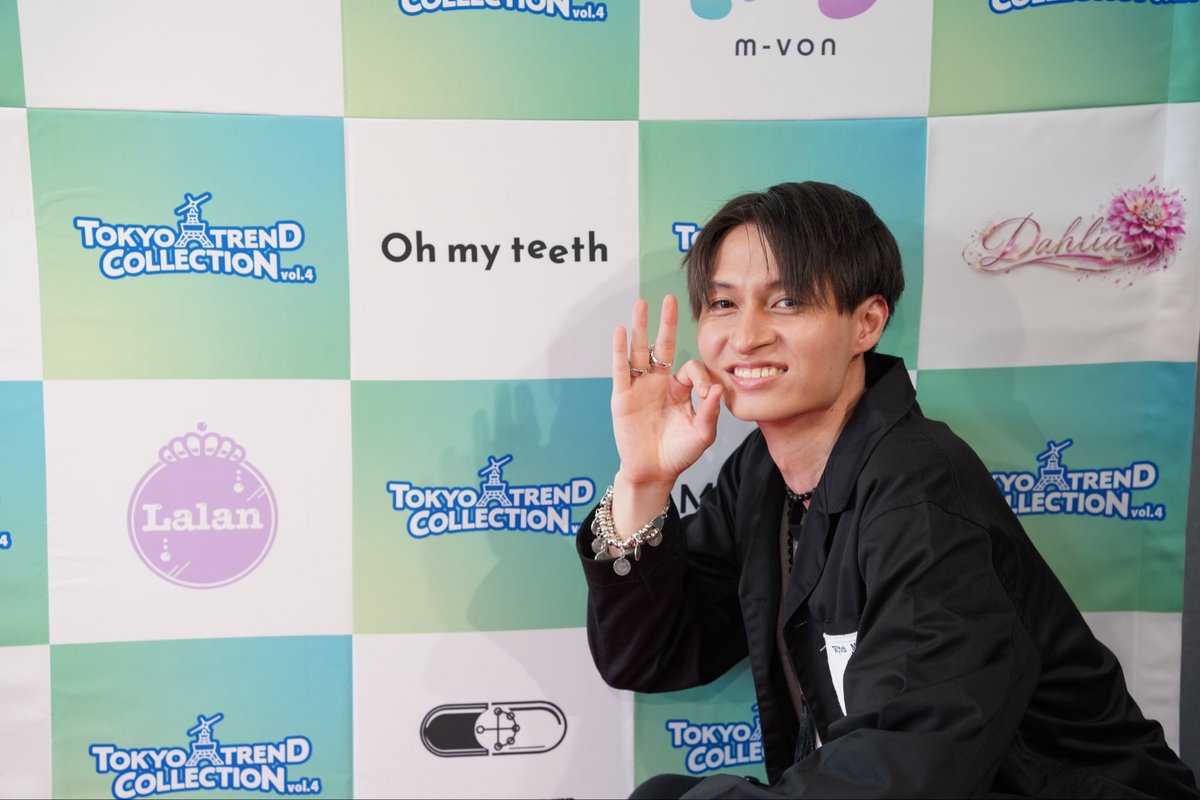 SENRESI_MARCO's tweet photo. 【TTC】
今回Oh my teeth様のPRステージにも出させて頂きました✨
どう?歯綺麗でしょ🤞
#ohmyteeth #TTC #tokyotrendcollection #hubrisman https://t.co/Ok5XGuHIIV