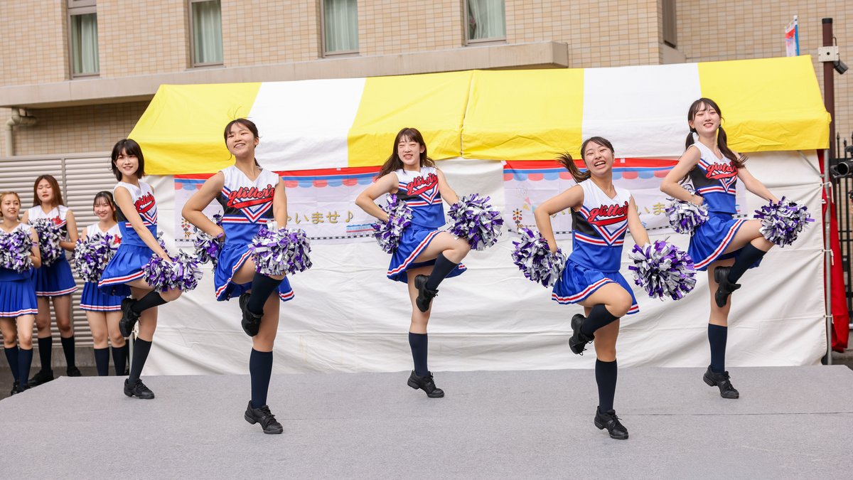 Mewanderboyi457's tweet photo. 千葉商科大学チアダンスチーム glitter's(グリッターズ)
市川まつり https://t.co/u3RYFAcpJm