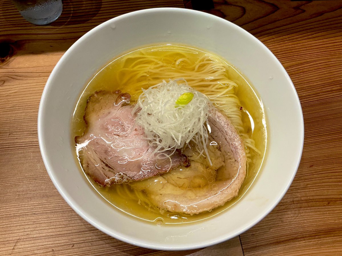 あんかー tweet media