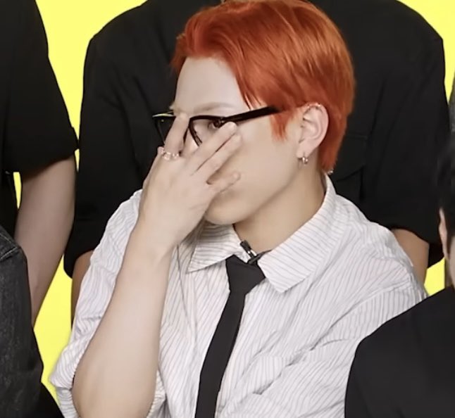 로짱이명언봇 tweet media